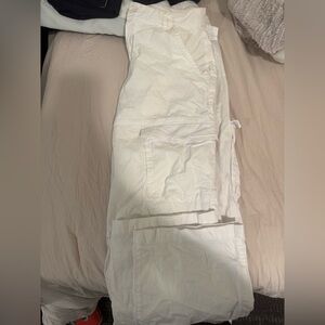 Women’s low rise cargo pants